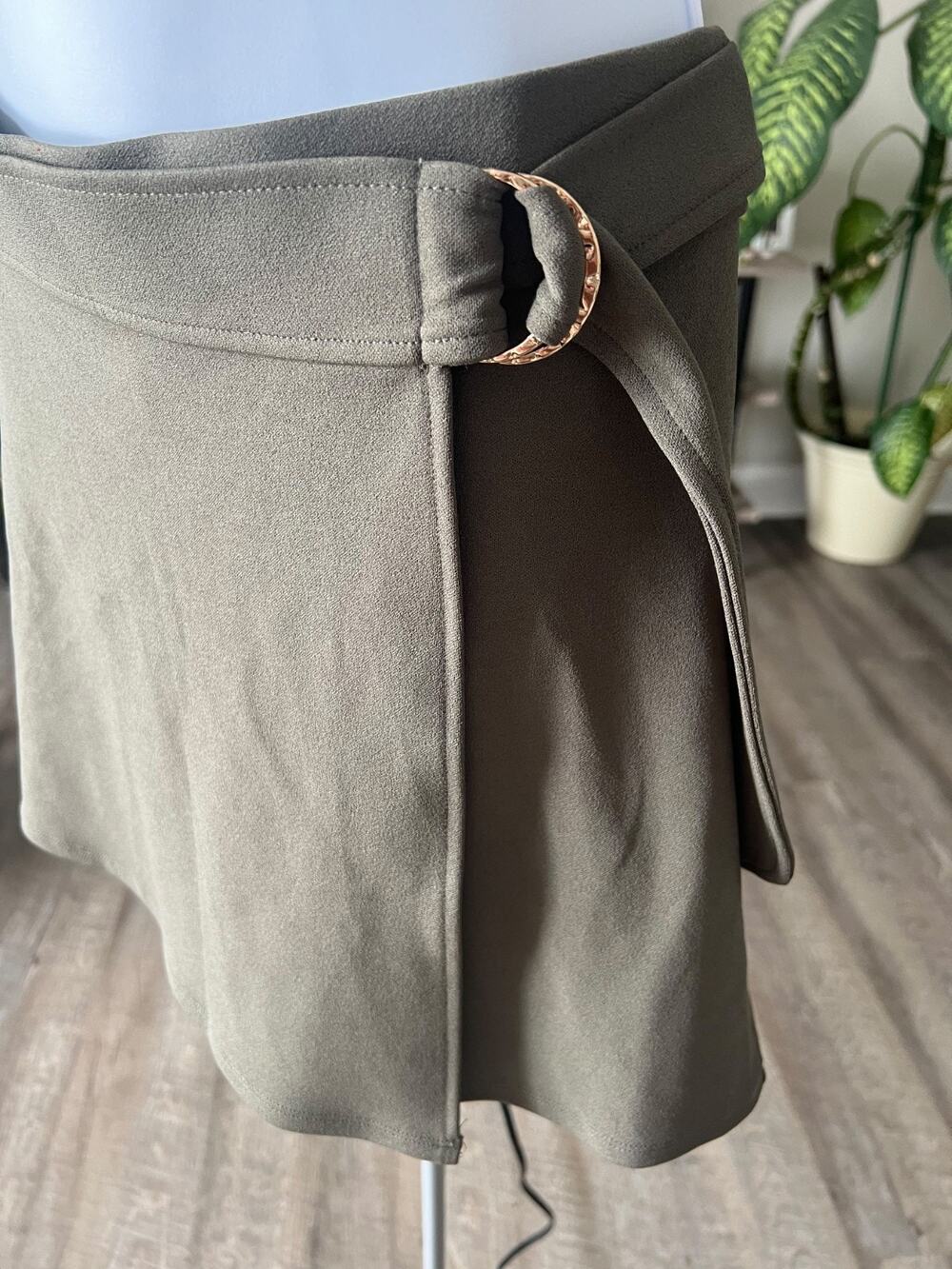 H&M Women’s Olive Green Jersey Wrap Skirt‎ Size M #753